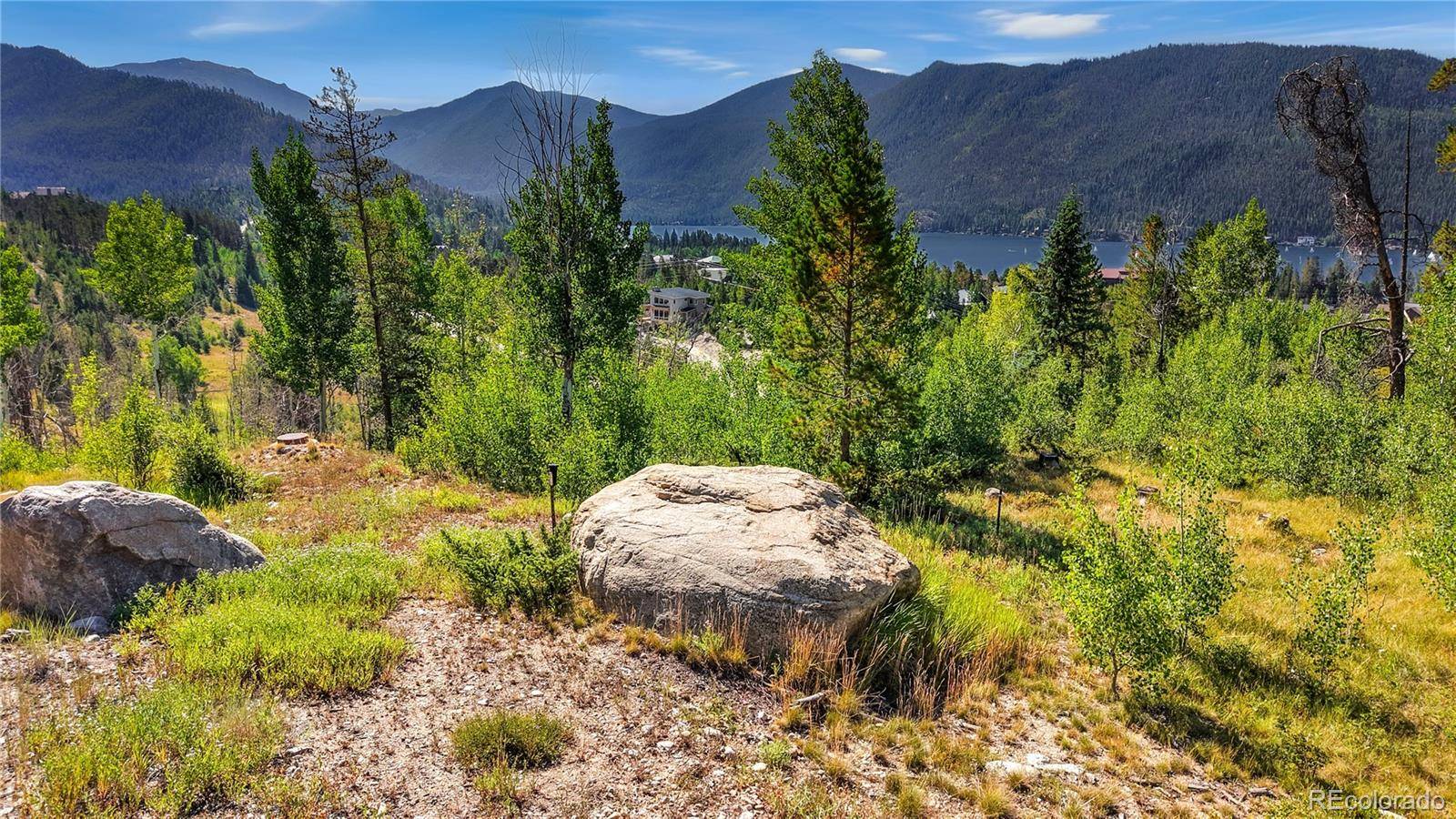 932 Old Tonahutu Ridge RD, Grand Lake, CO 80447