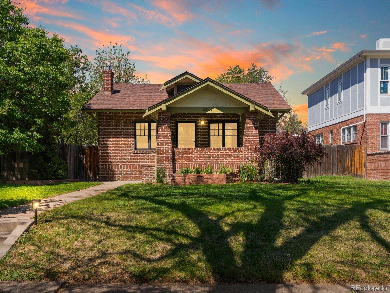 2265 Ivanhoe ST, Denver, CO 80207