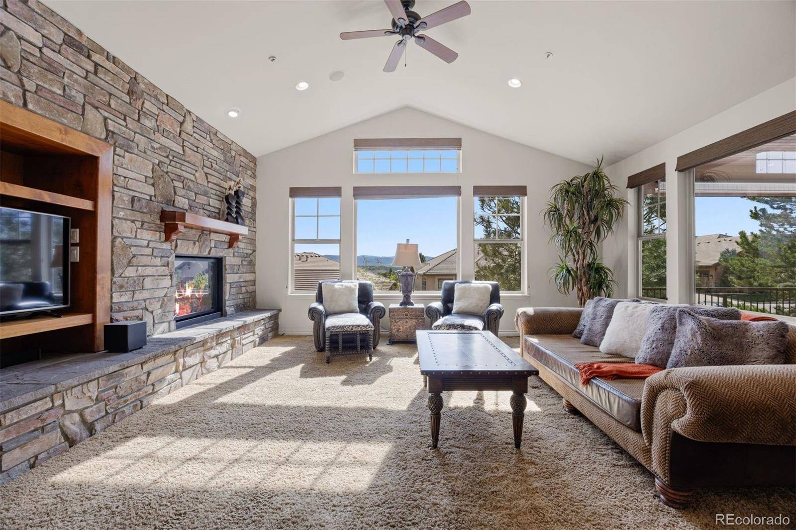4366 Chateau Ridge LN, Castle Rock, CO 80108