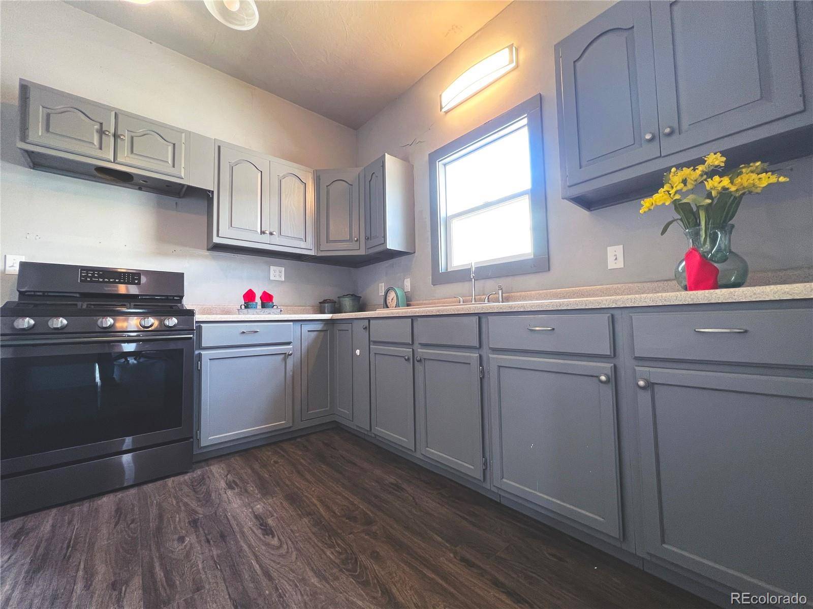 545 E AVE, Limon, CO 80828