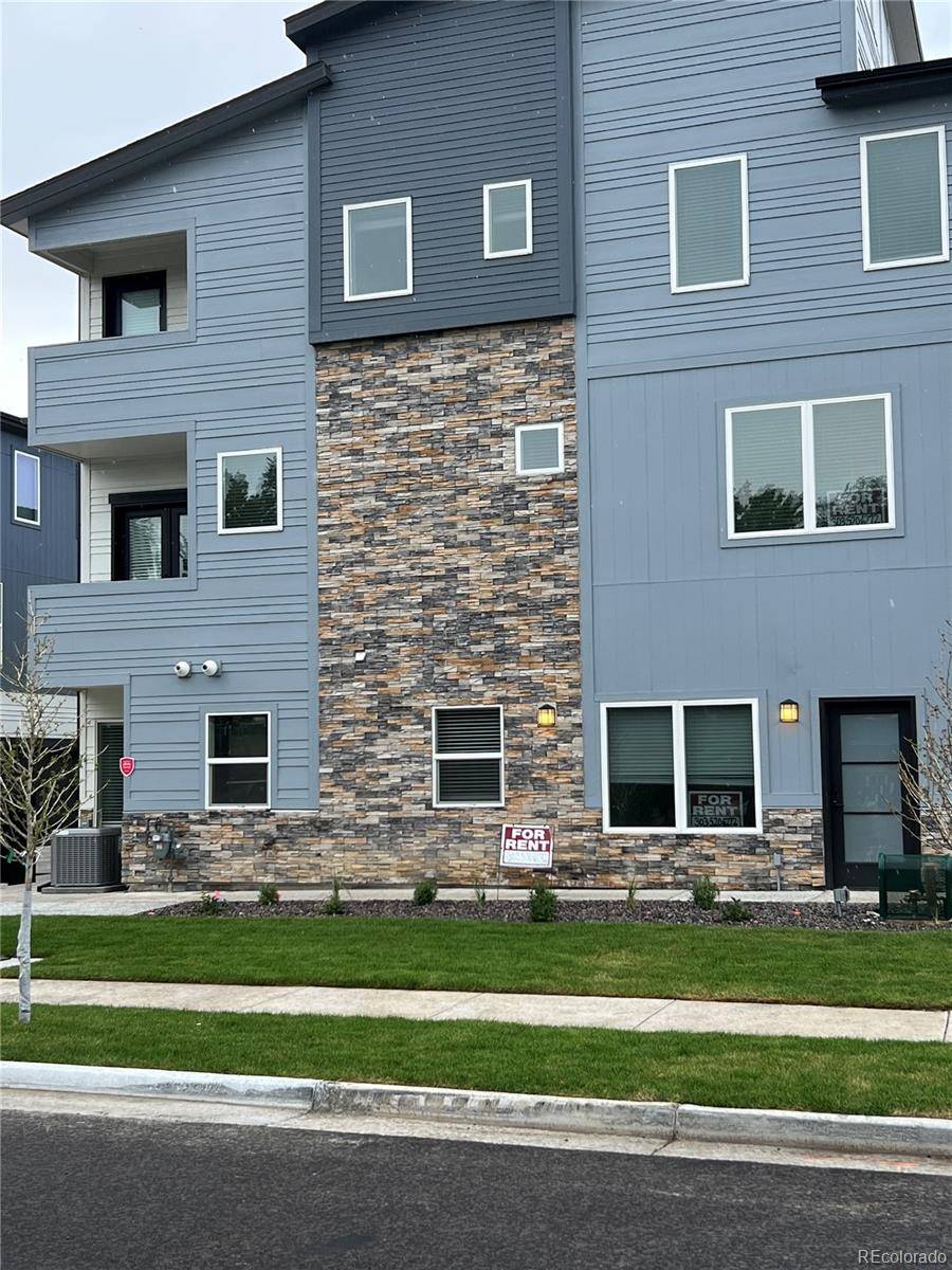 1512 Ingalls ST, Lakewood, CO 80214
