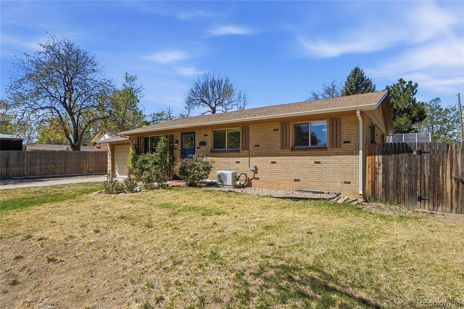 681 S Quari ST, Aurora, CO 80012