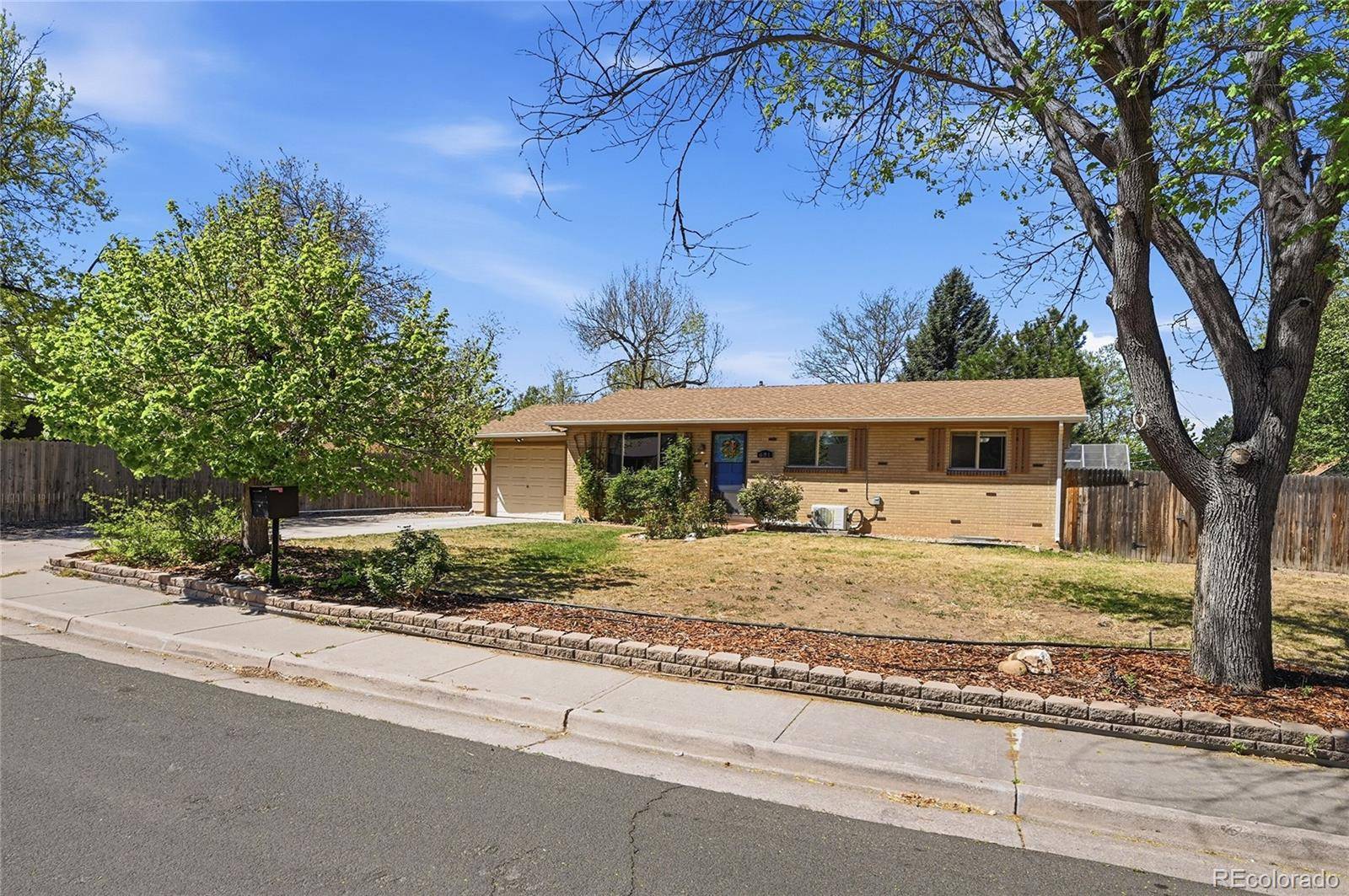 681 S Quari ST, Aurora, CO 80012