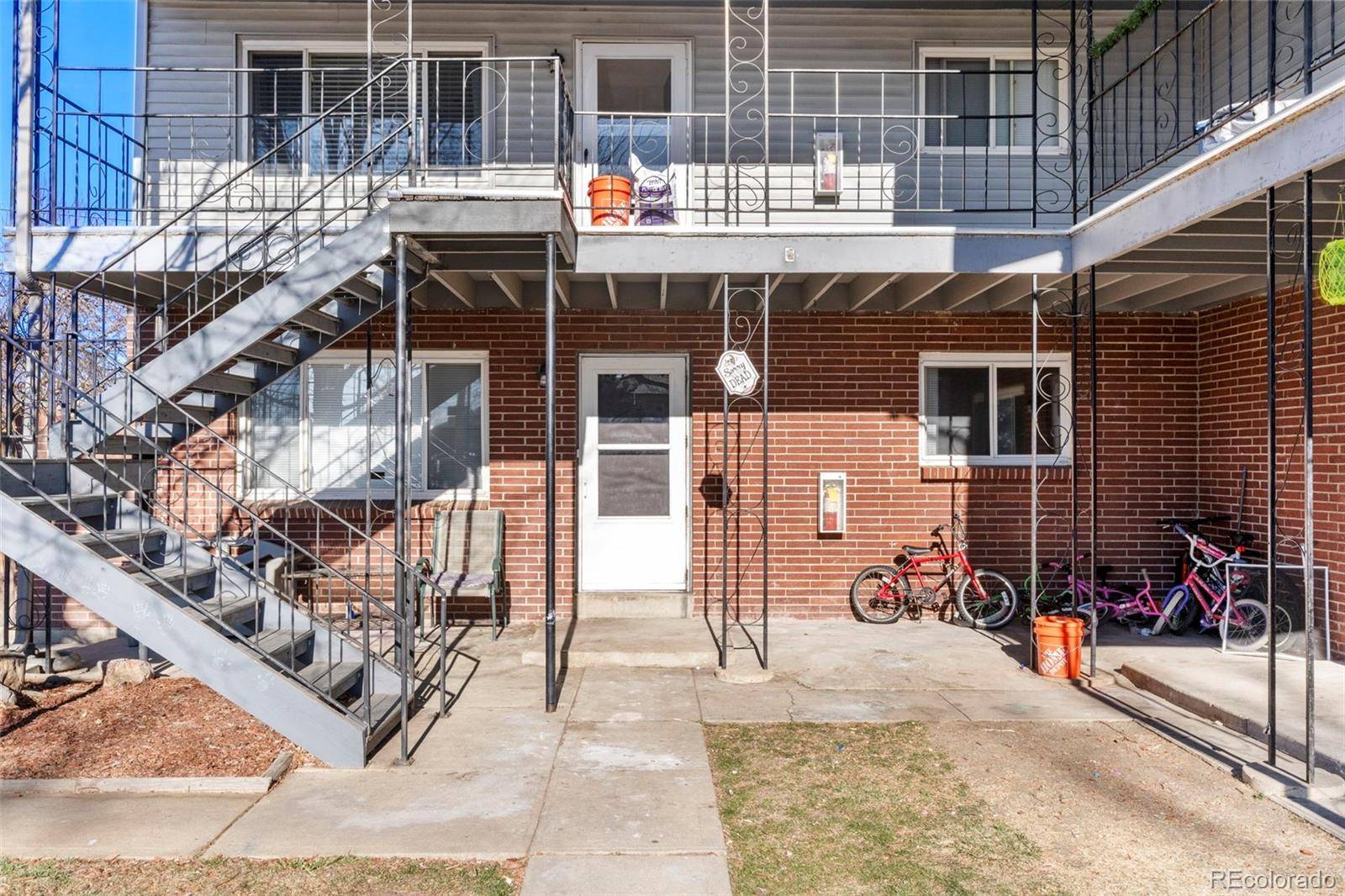 8967 W 54th PL, Arvada, CO 80002