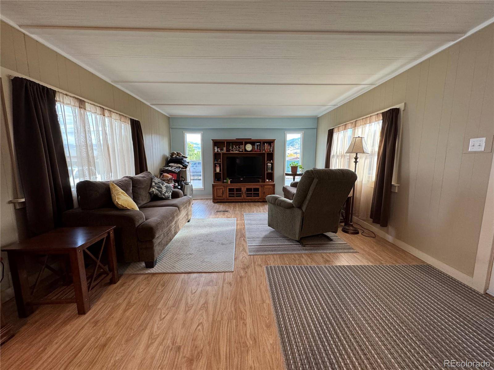 910 J ST, Salida, CO 81201