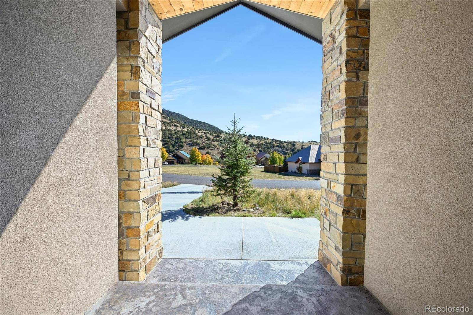 103 Fairway DR, South Fork, CO 81154