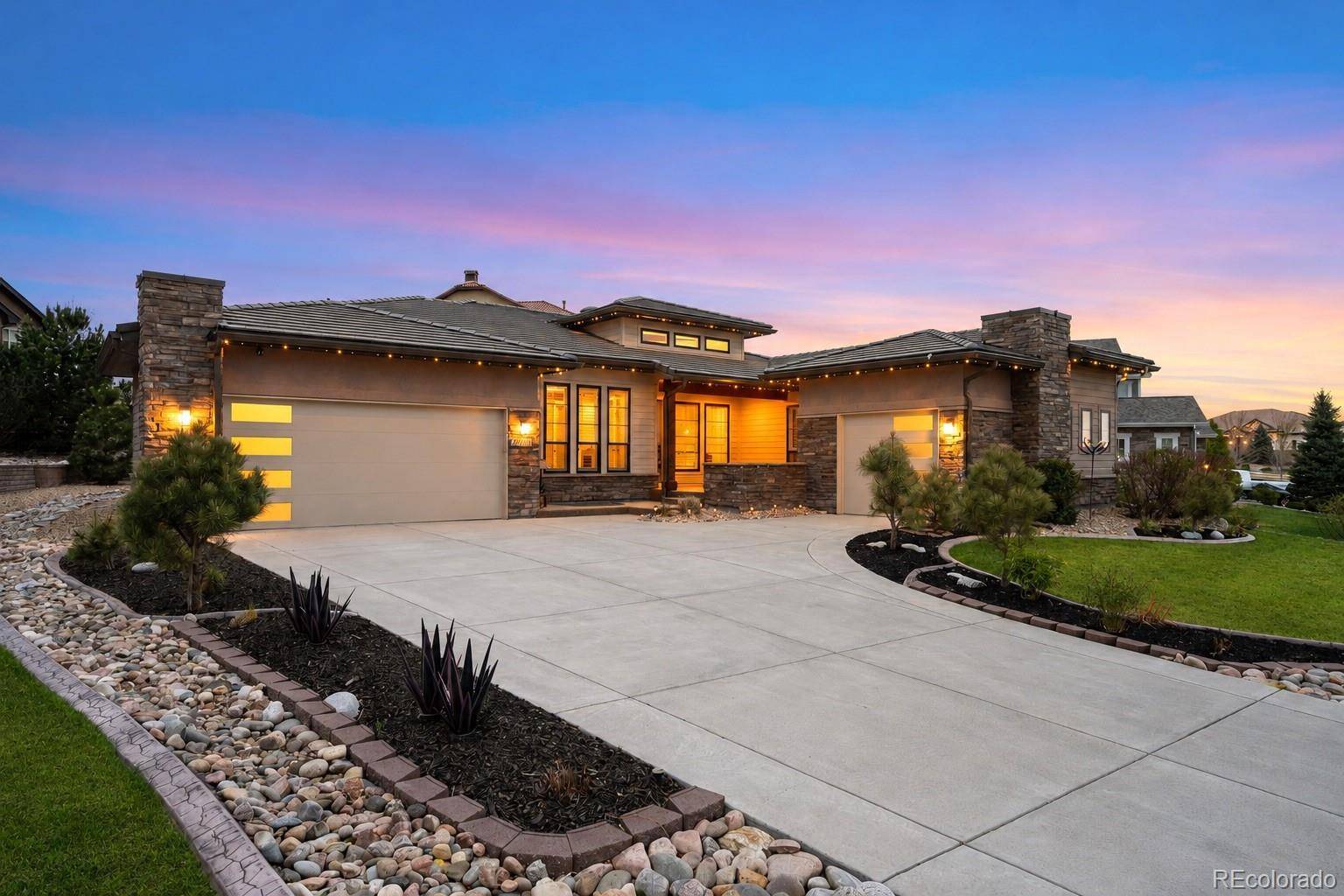 27001 E Long CIR, Aurora, CO 80016