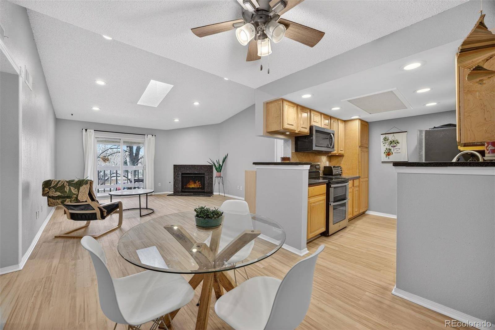 8225 Fairmount DR #203, Denver, CO 80247