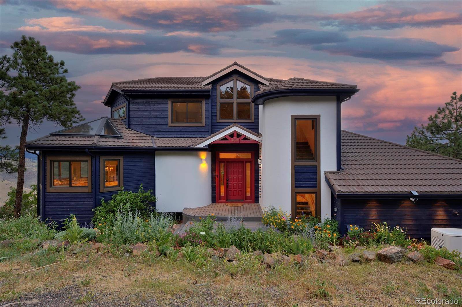 848 Golden Point DR, Golden, CO 80401
