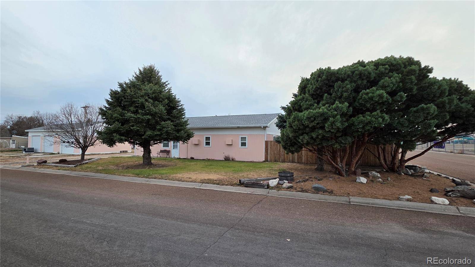 717 Ash ST, Julesburg, CO 80737