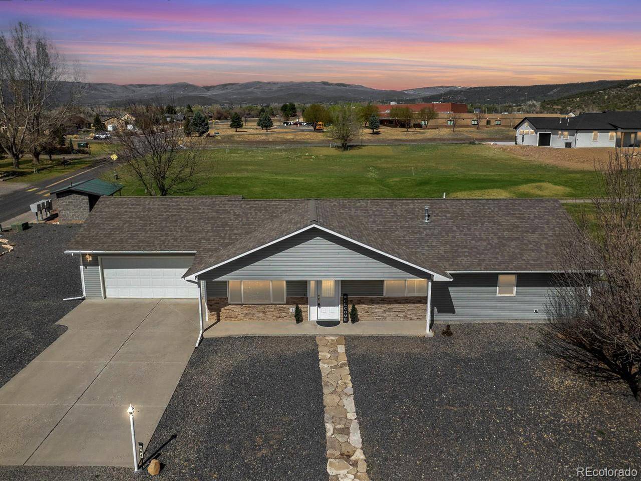 404 Birdie CIR, Cedaredge, CO 81413