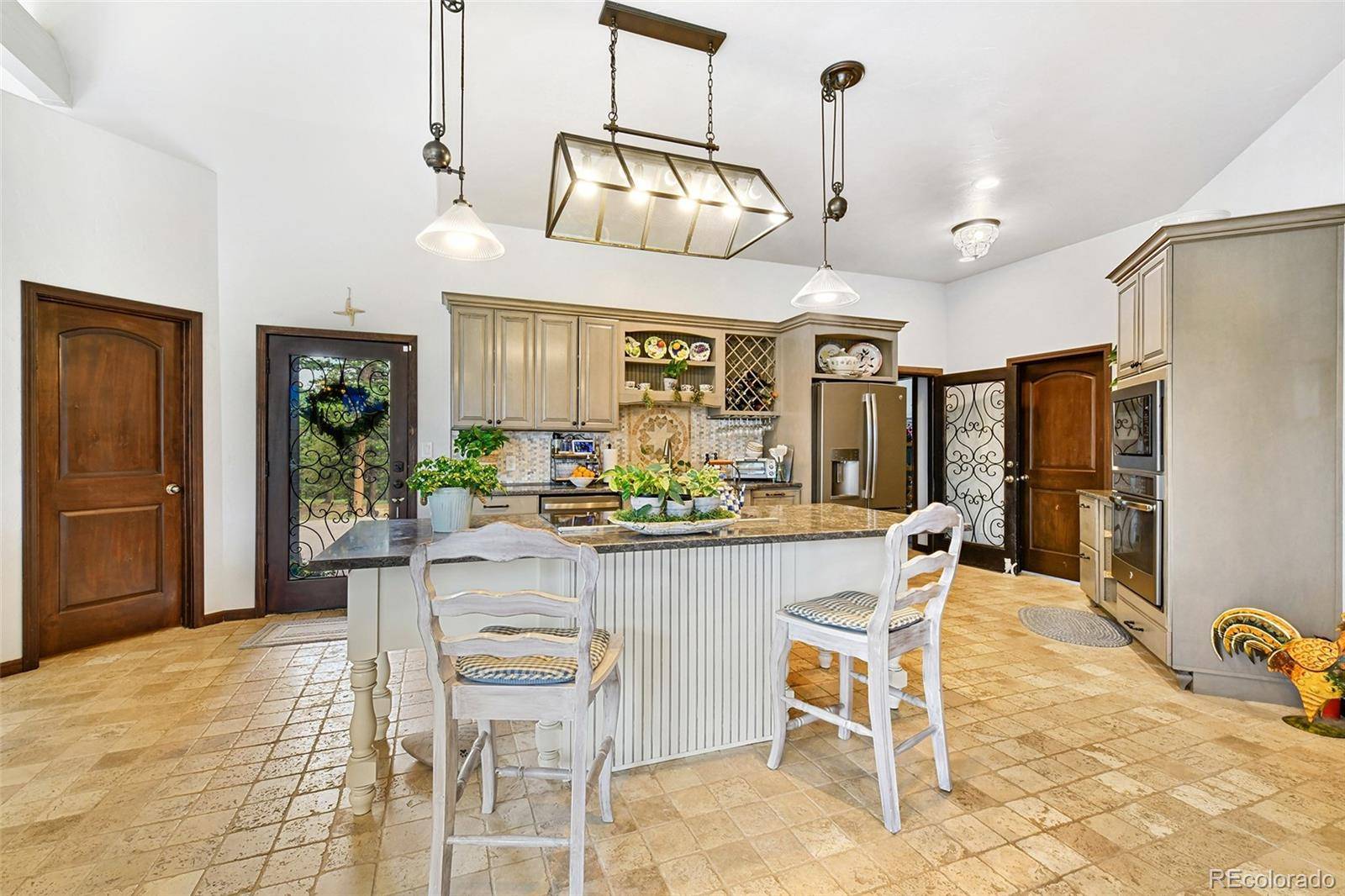 549 Mohawk HTS, Florissant, CO 80816