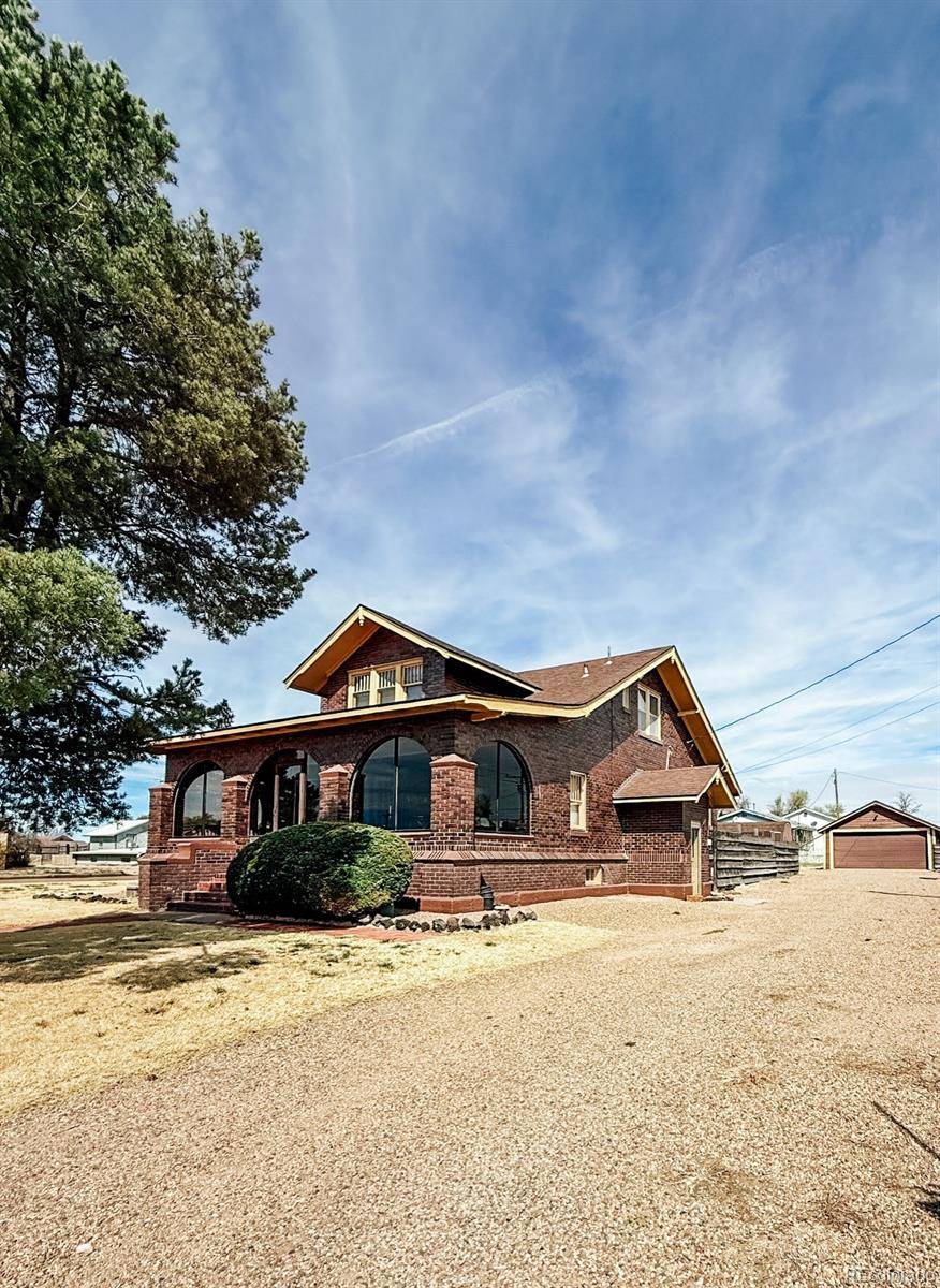 204 W Ash ST, Walsh, CO 81090
