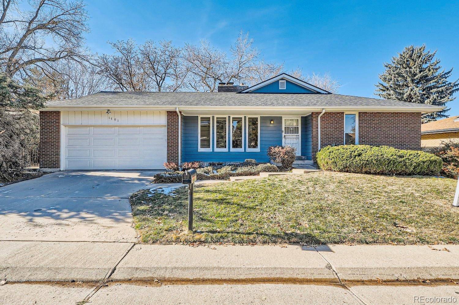 1701 S Newport WAY, Denver, CO 80224
