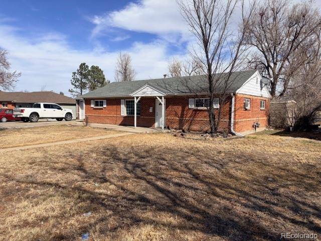 129 Del Mar CIR, Aurora, CO 80011
