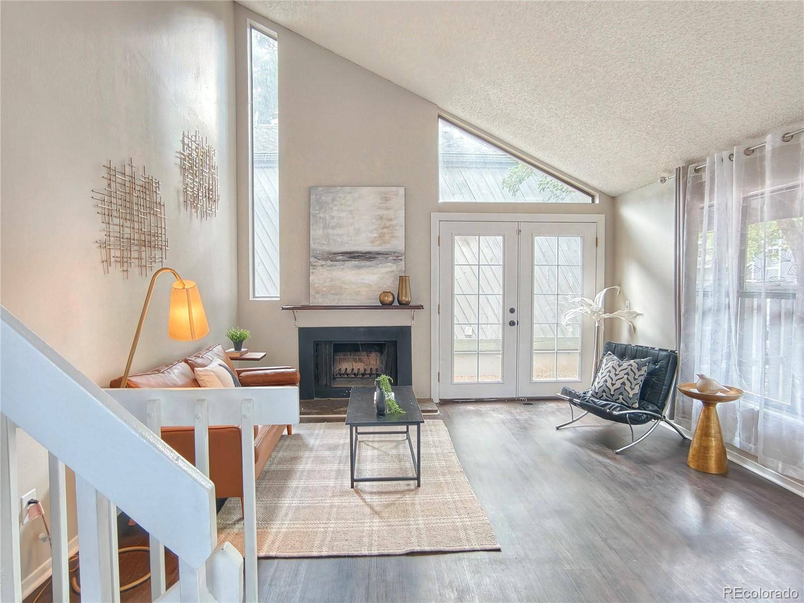 10107 E Peakview AVE, Englewood, CO 80111