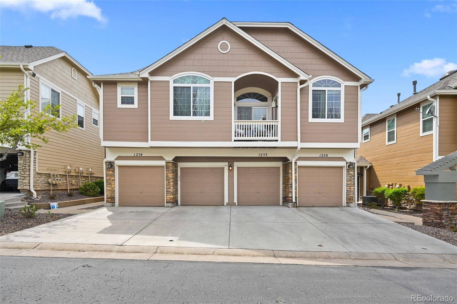 1252 Carlyle Park CIR, Highlands Ranch, CO 80129