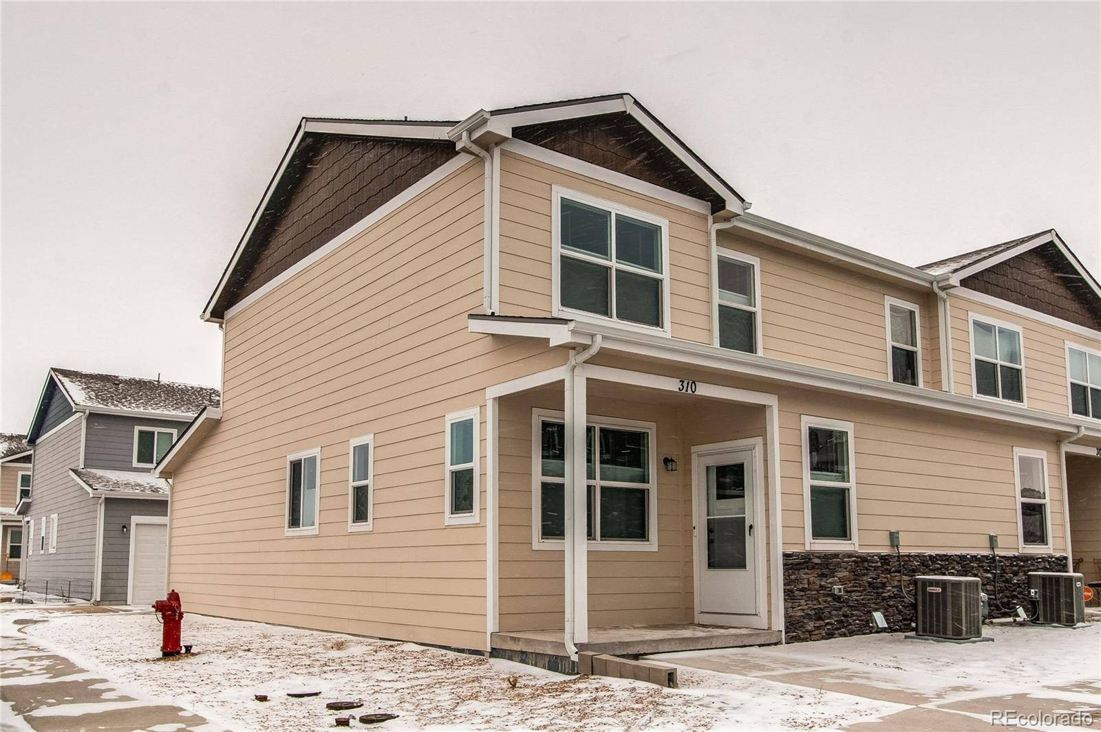 310 S 4 CT, Deer Trail, CO 80105