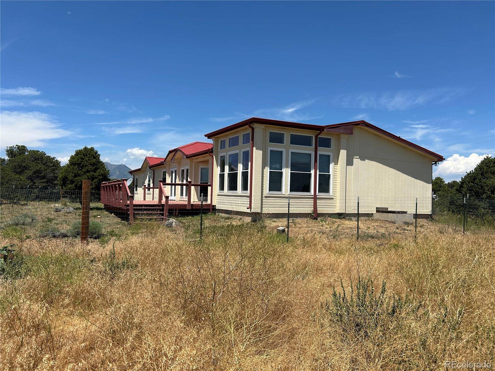536 Seneca CIR, Walsenburg, CO 81089