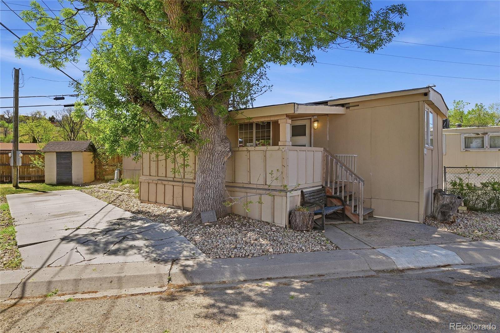 5250 W 53rd AVE, Arvada, CO 80002