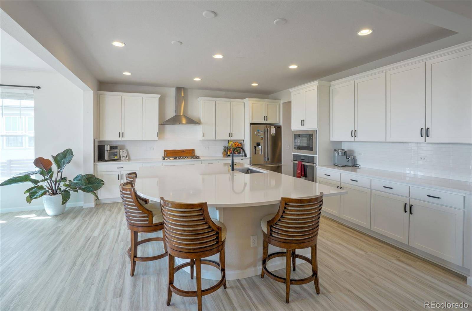 188 S Waterloo ST, Aurora, CO 80018