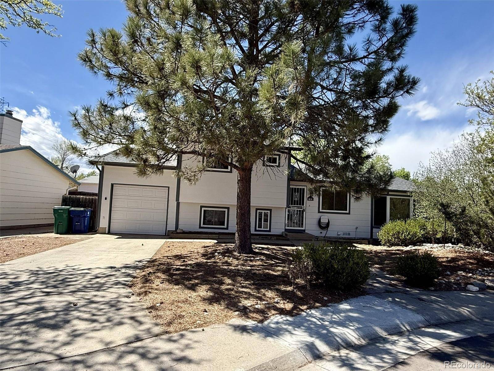 1865 S Ivory CT, Aurora, CO 80017