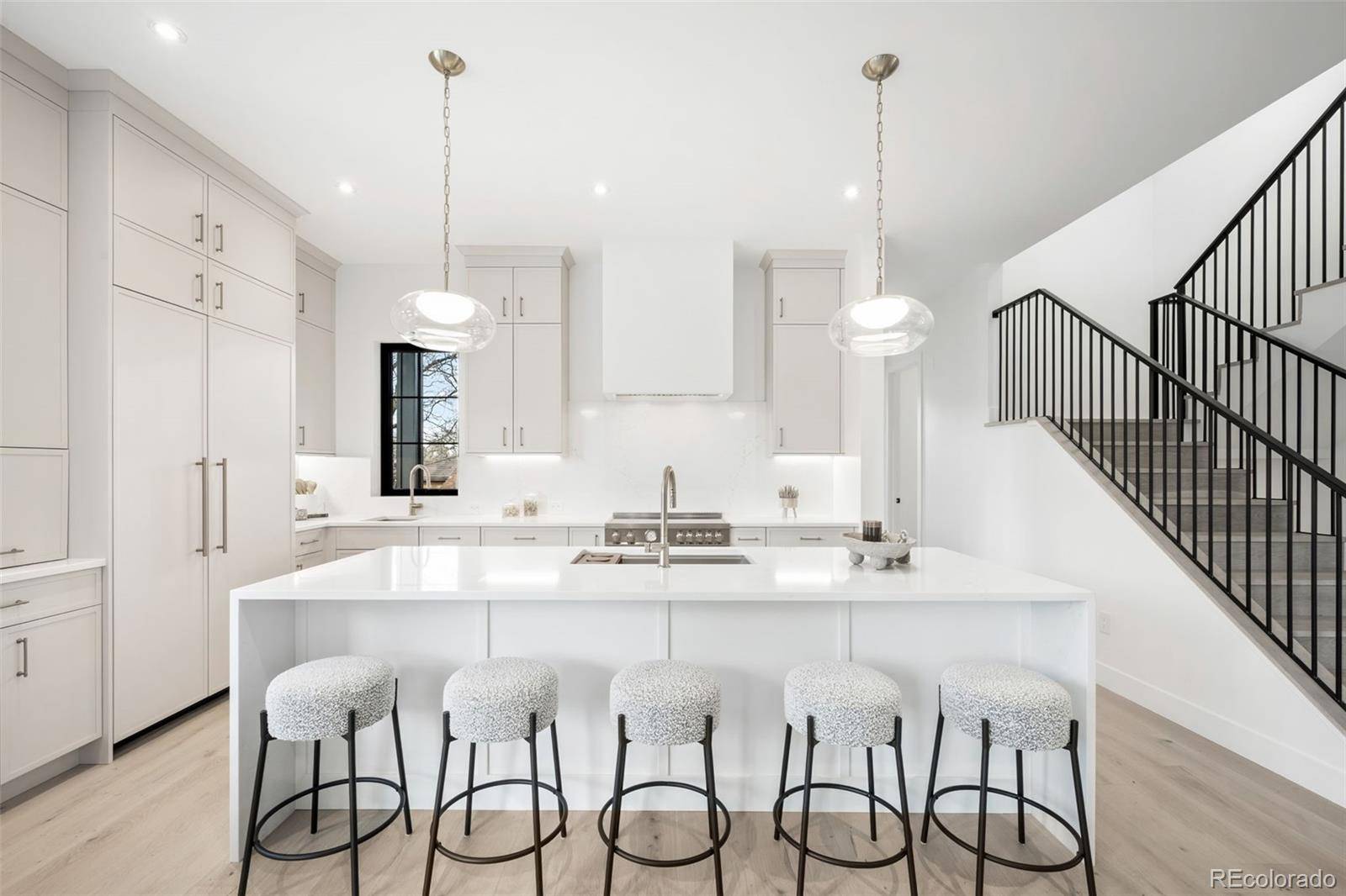 3255 S Clermont ST, Denver, CO 80222