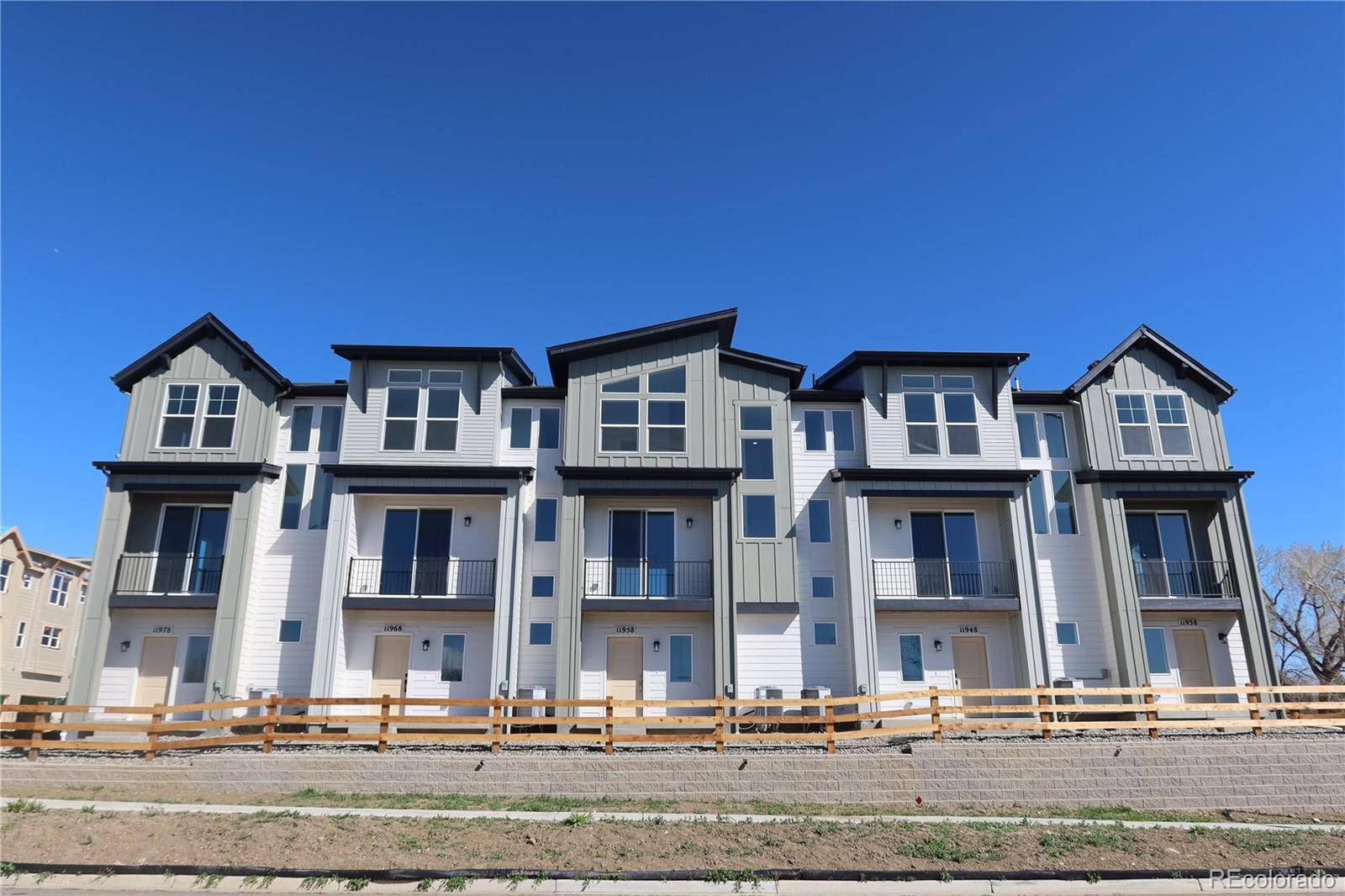 11958 W 57th PL, Arvada, CO 80002