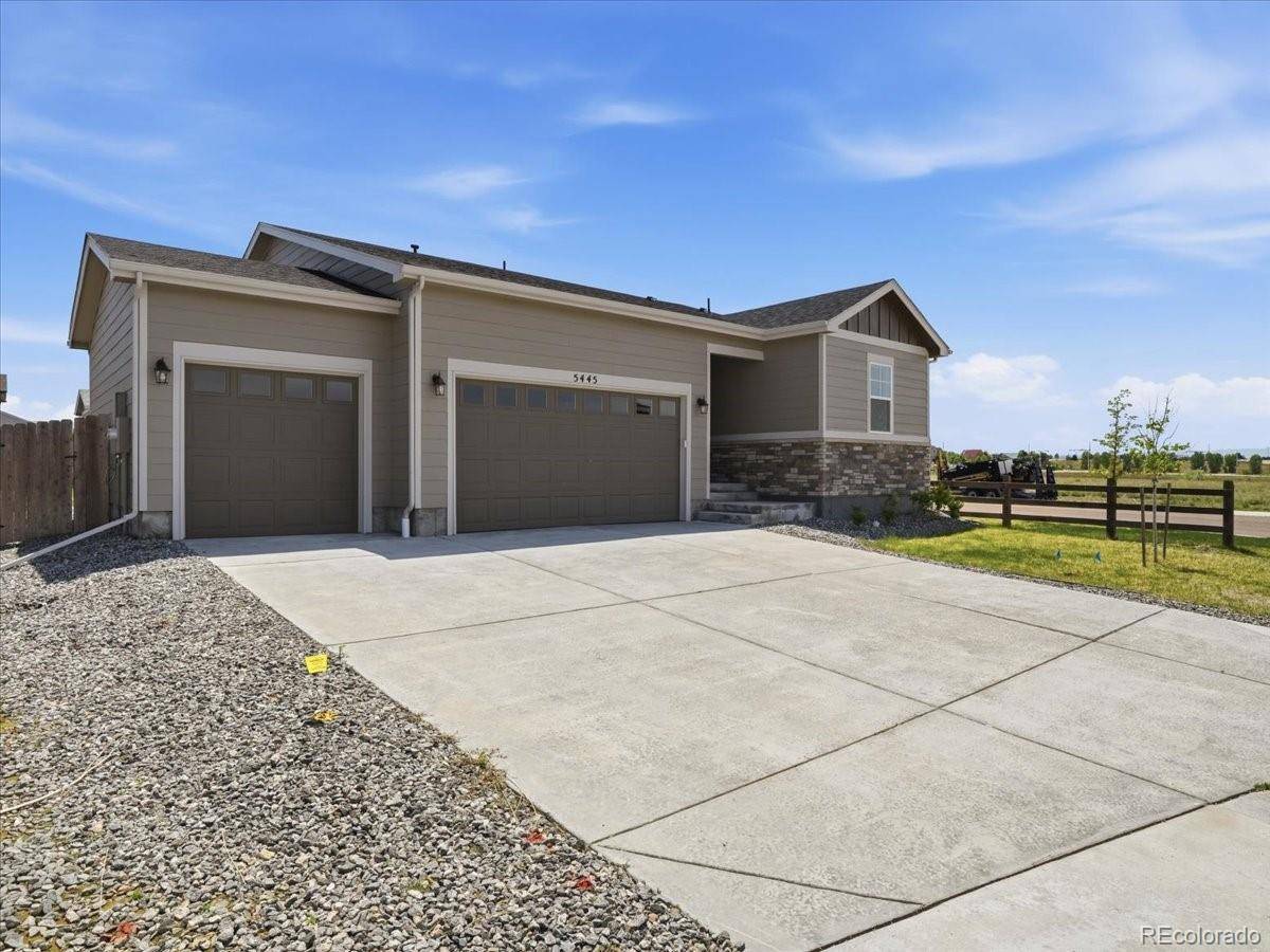5445 Shady Oaks DR, Fort Collins, CO 80528