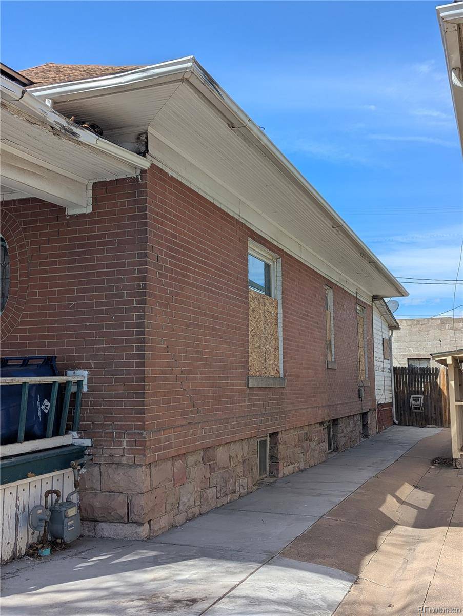117 W 11th ST, Pueblo, CO 81003