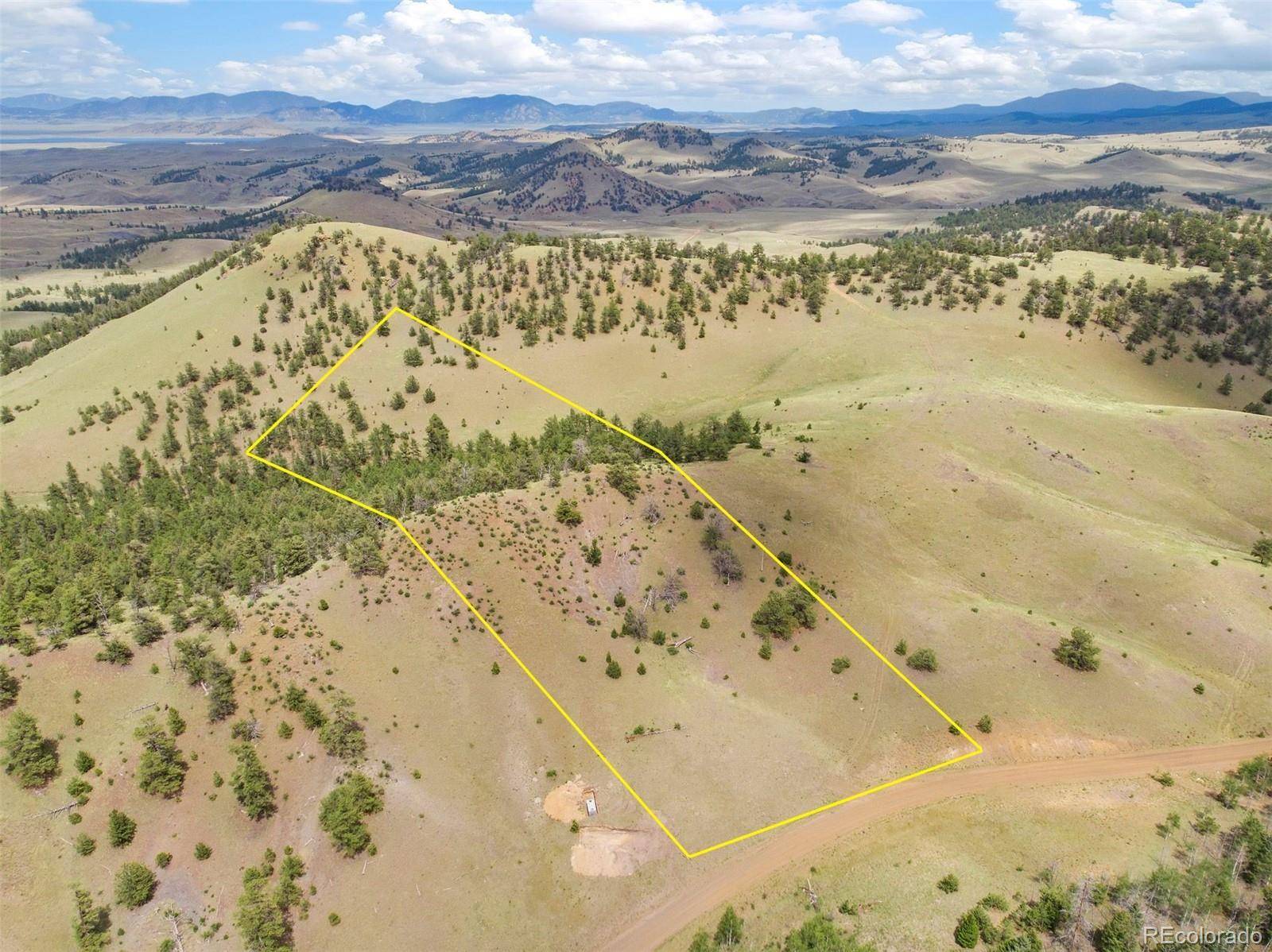 163 Keechi RD, Hartsel, CO 80449