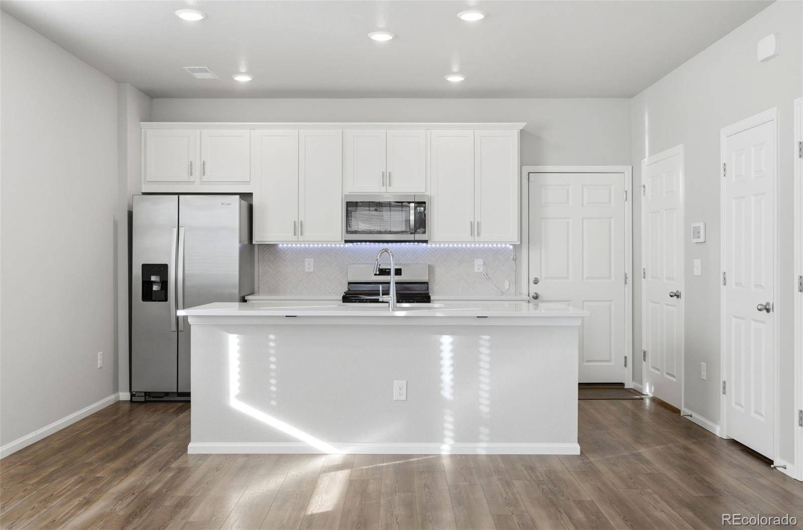 5099 S Robb ST, Littleton, CO 80127