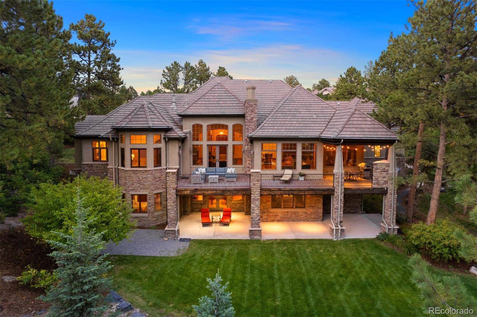 976 Country Club Pkwy, Castle Rock, CO 80108