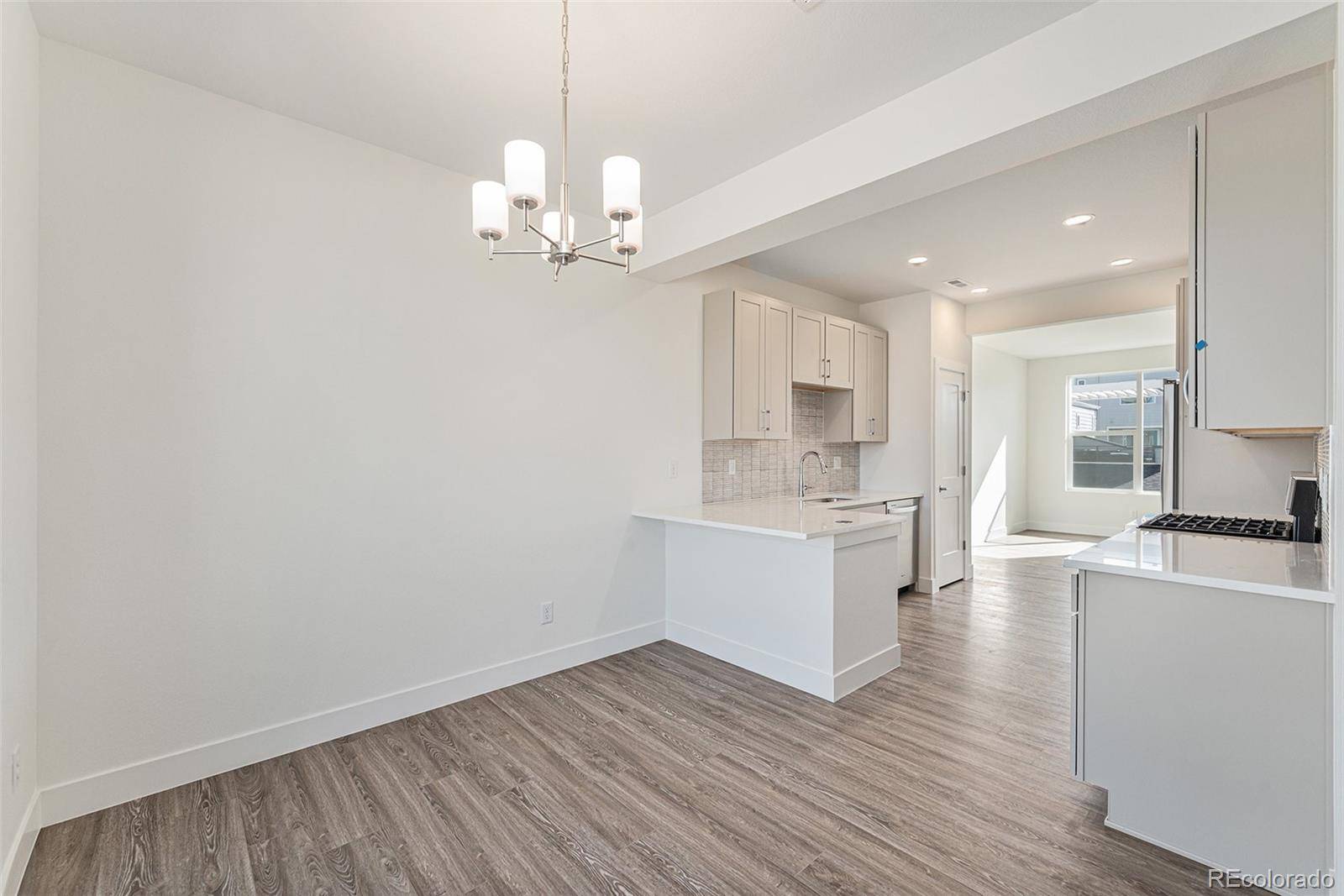 888 S Valentia ST #102, Denver, CO 80247