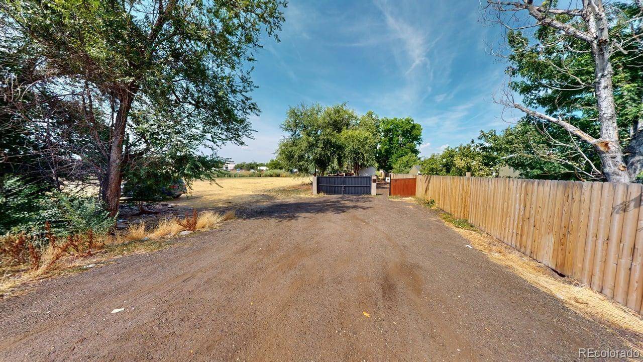 1575 N Sable BLVD, Aurora, CO 80011