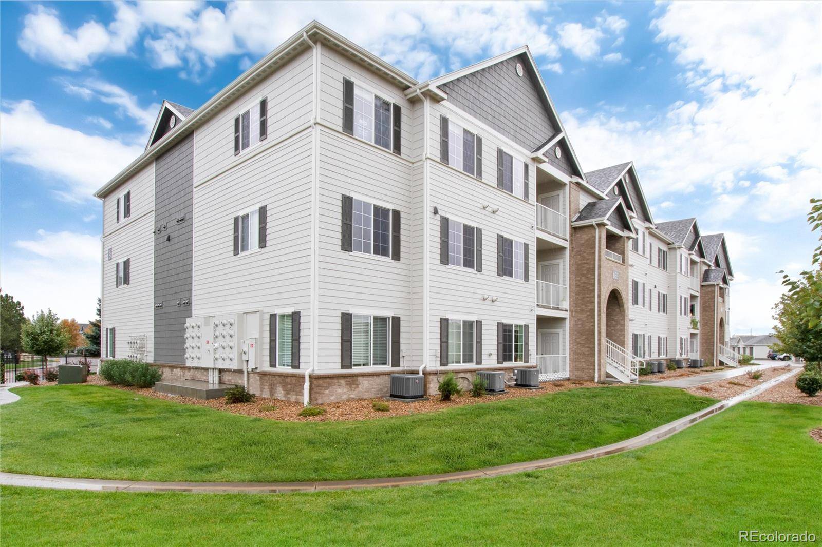 15700 E Jamison DR #8-305, Englewood, CO 80112