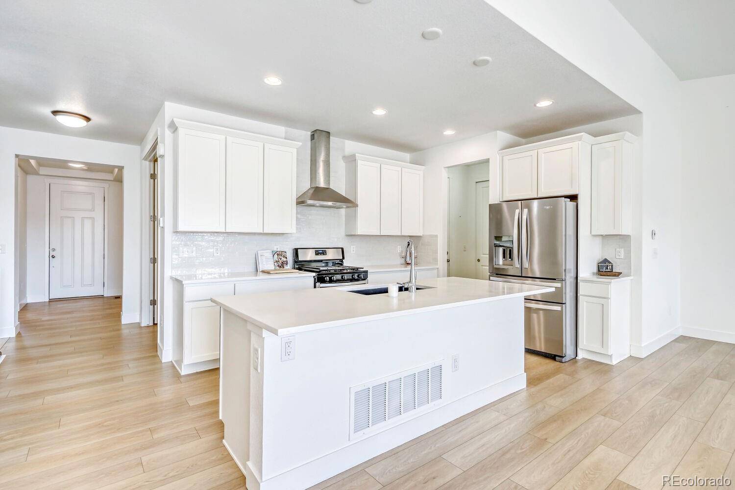 6680 Sea Oats DR, Parker, CO 80138