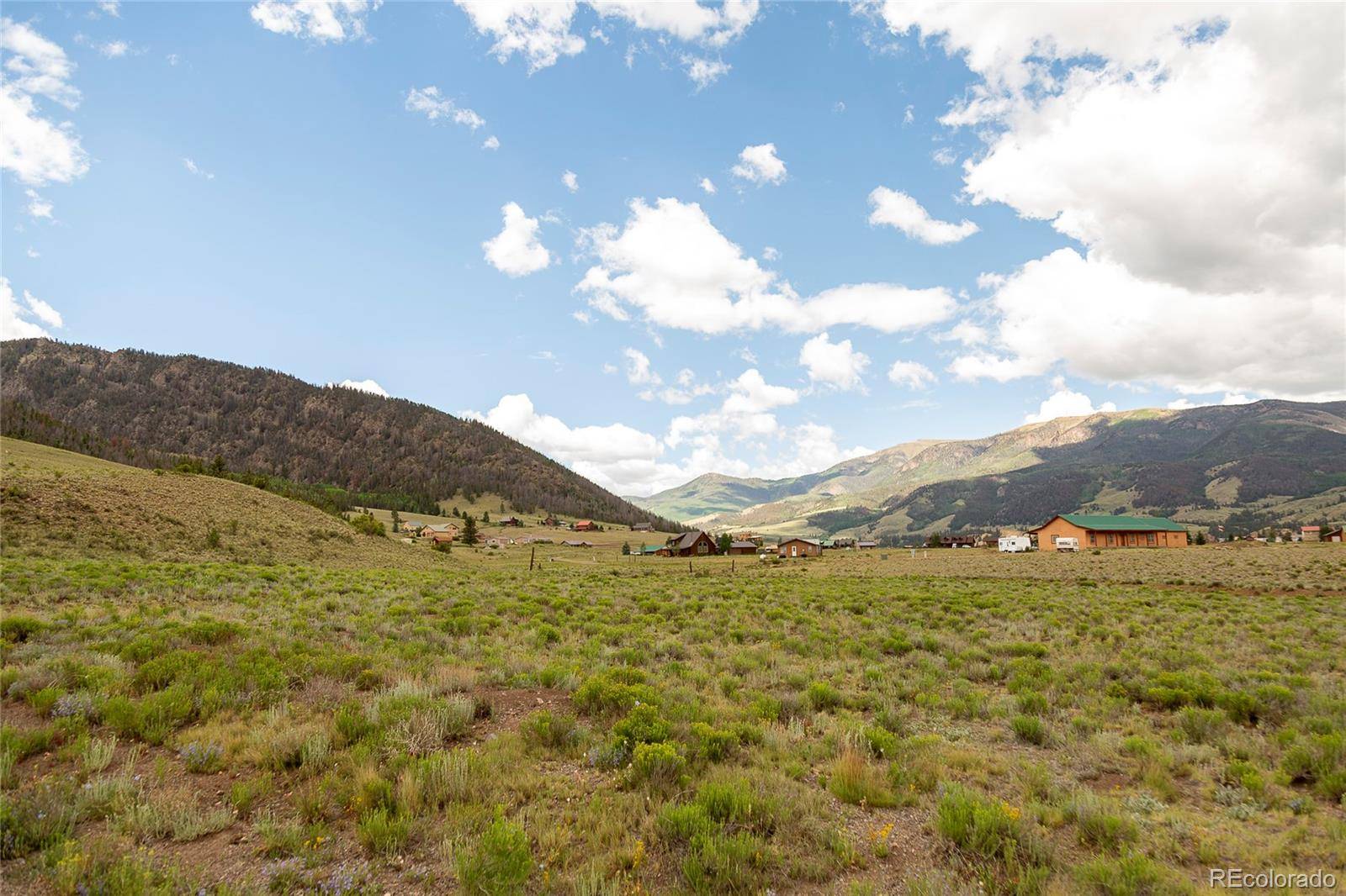 410 Macfarlane LN, Creede, CO 81130