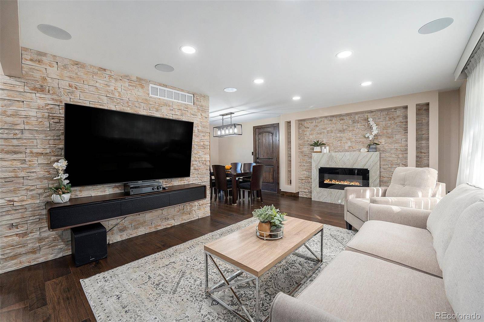 11921 W 70th PL, Arvada, CO 80004