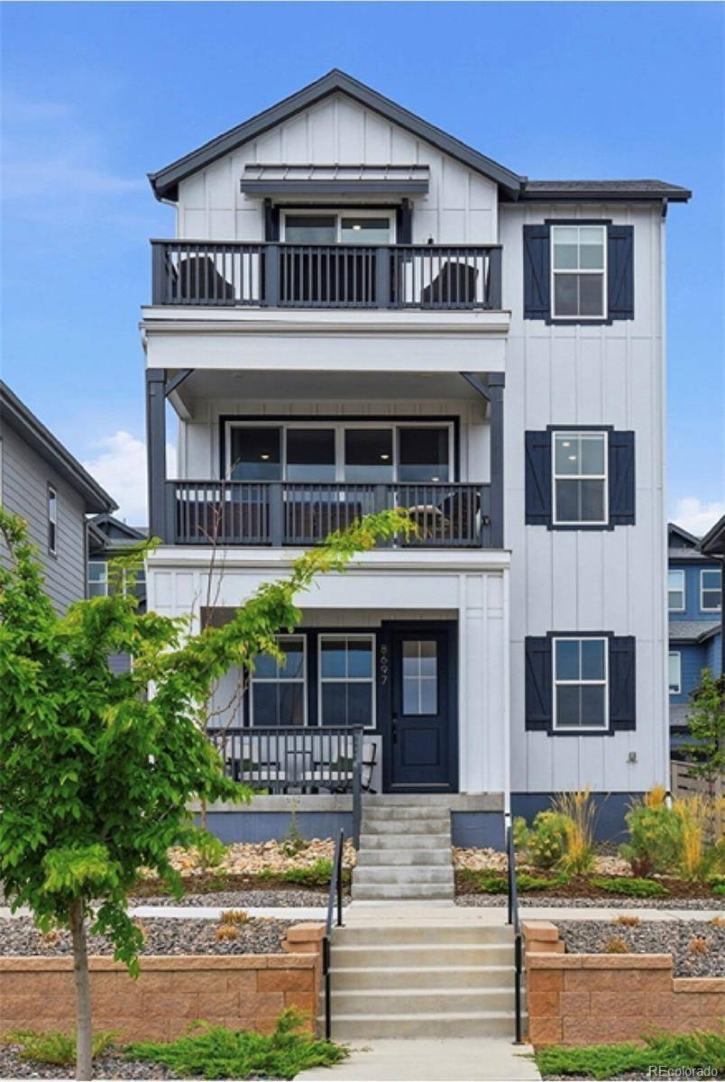 8697 Middle Fork ST, Littleton, CO 80125