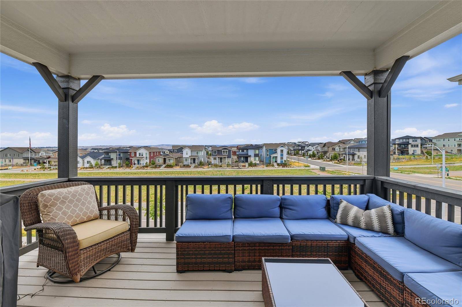 8697 Middle Fork ST, Littleton, CO 80125