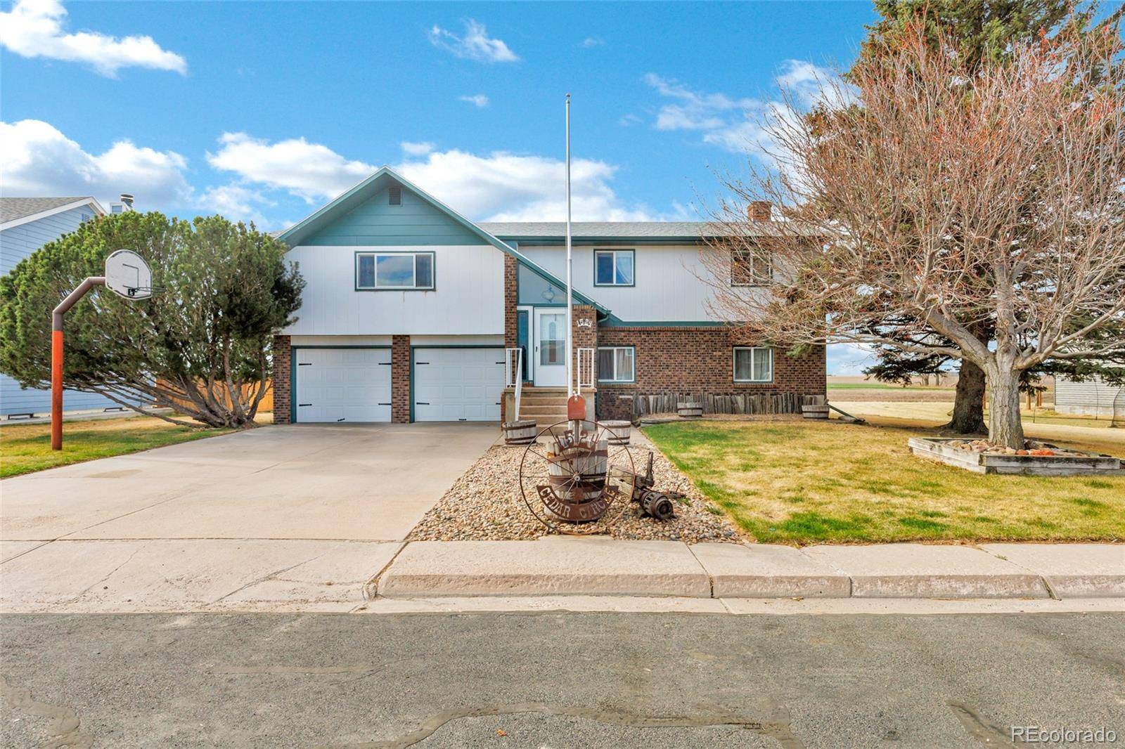 1524 Cedar CIR, Yuma, CO 80759