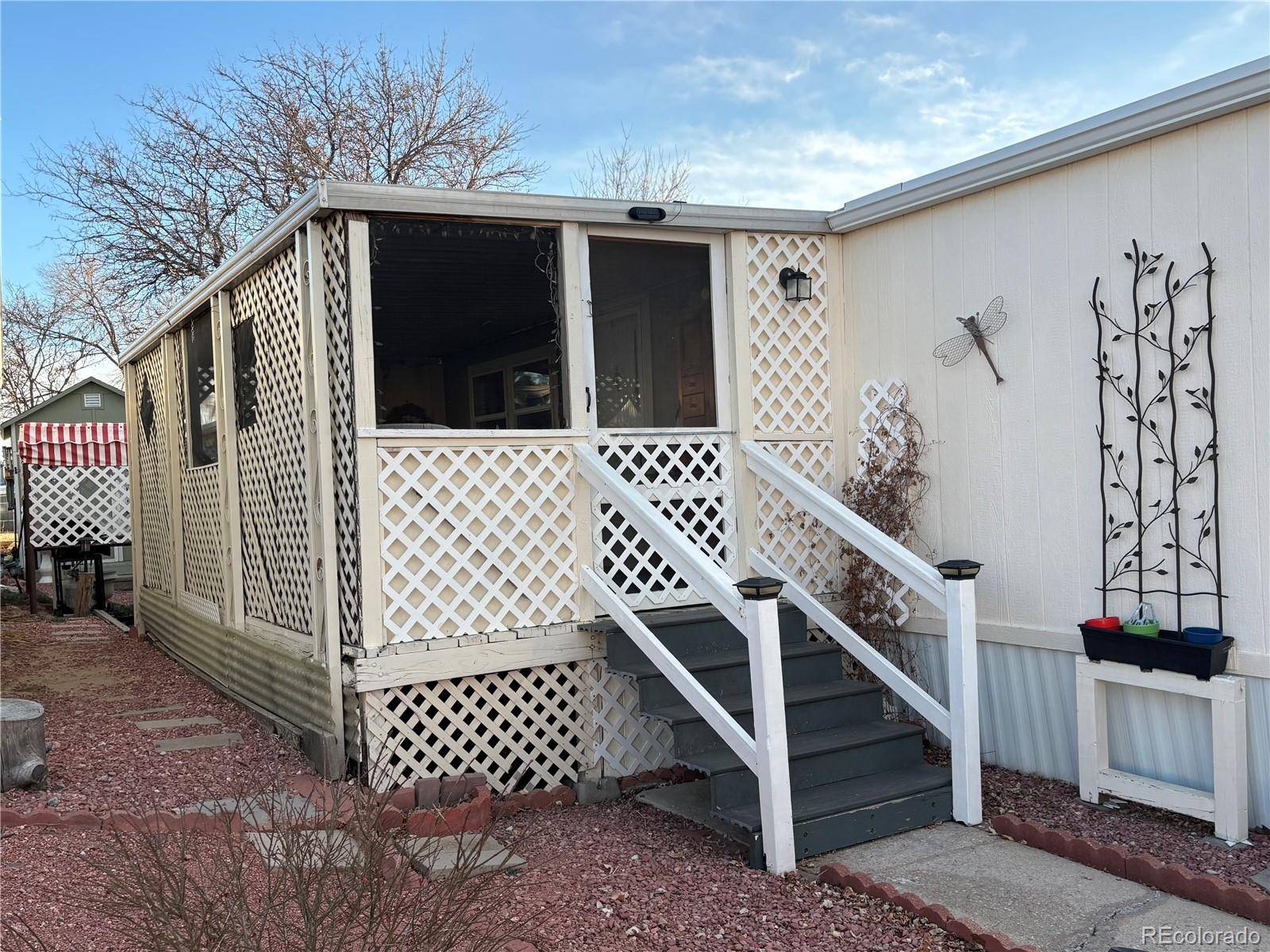 205 N Murray BLVD, Colorado Springs, CO 80916