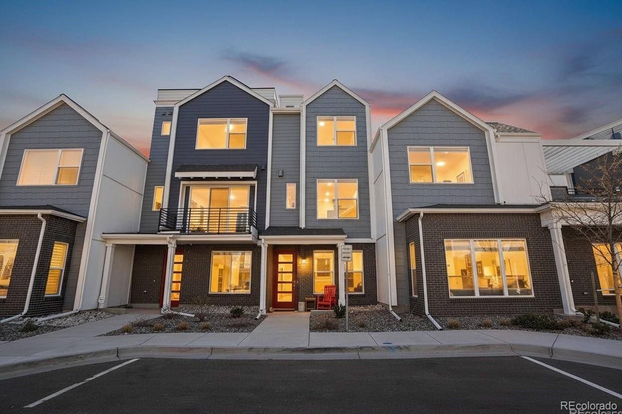 888 S Valentia ST #17-103, Denver, CO 80247