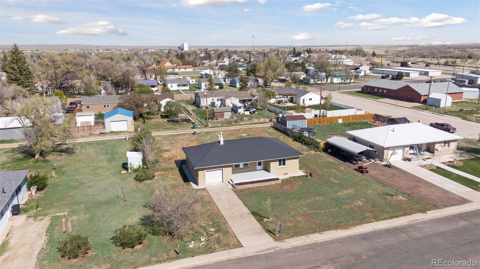 448 K AVE, Limon, CO 80828