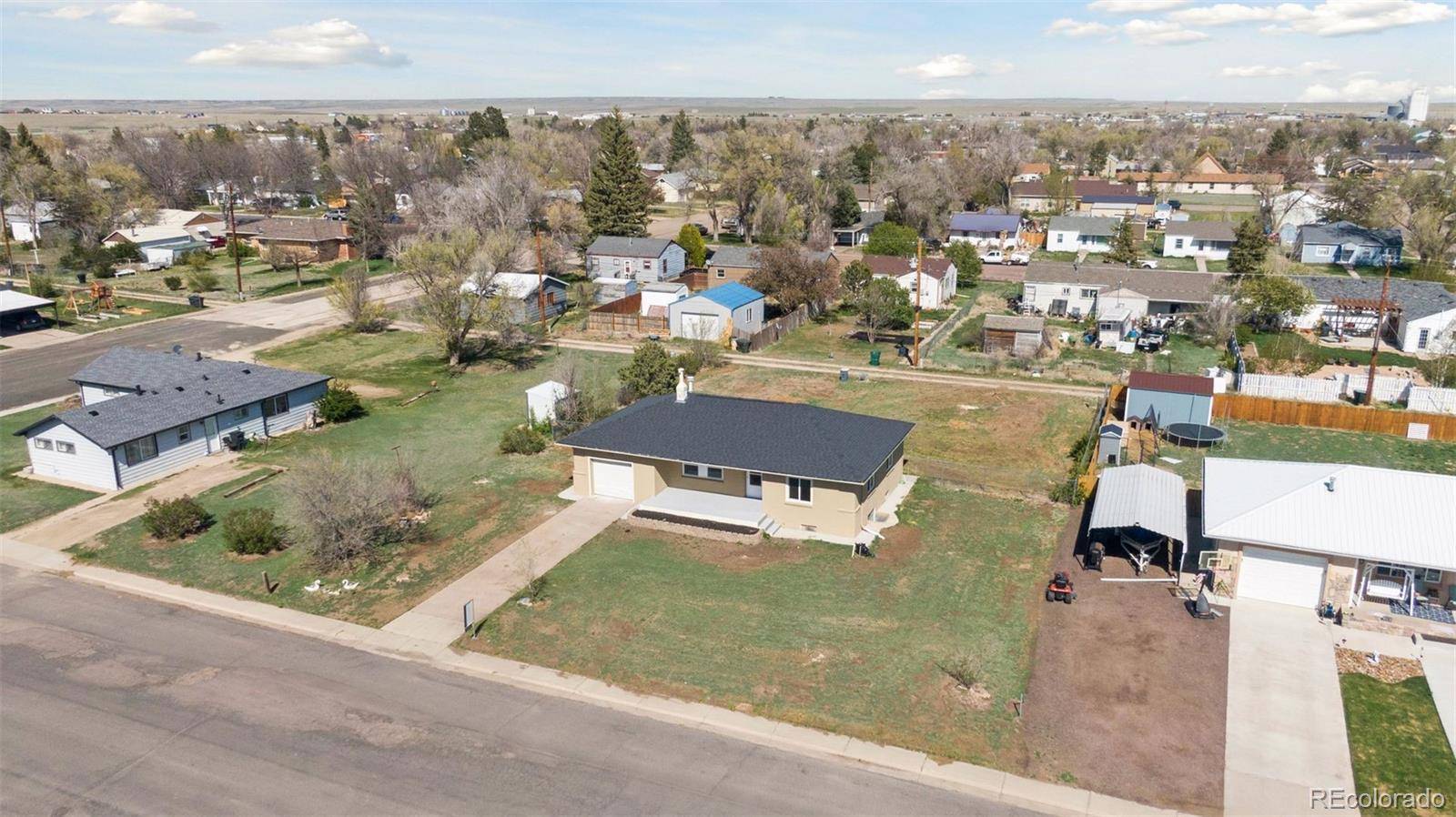 448 K AVE, Limon, CO 80828