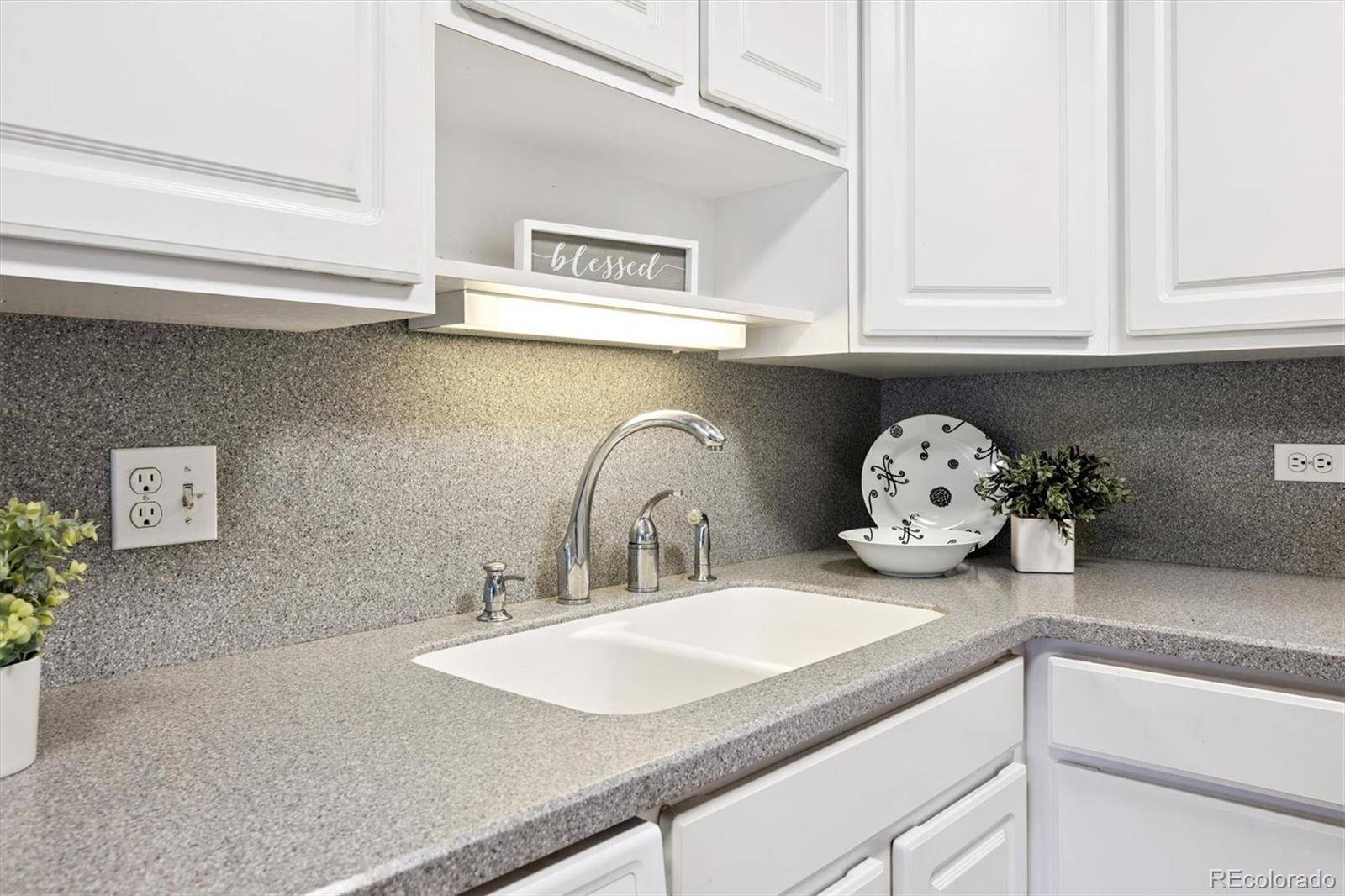 605 S Alton WAY #12B, Denver, CO 80247
