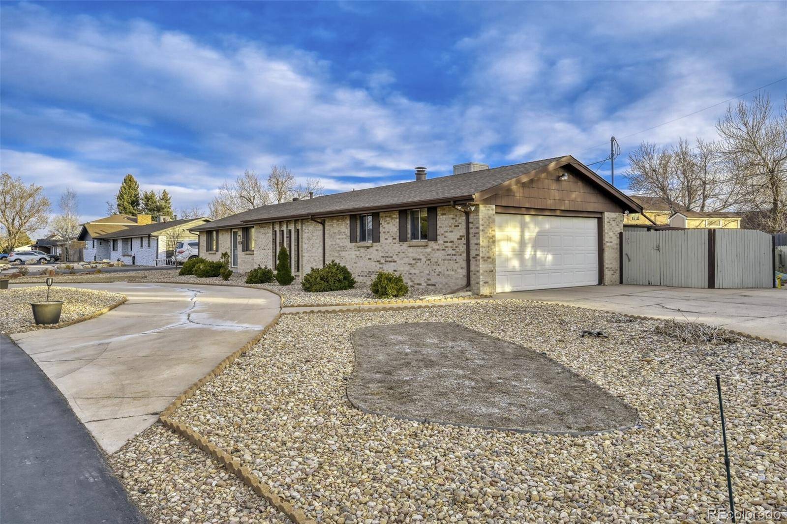 10220 Carmody LN, Lakewood, CO 80227