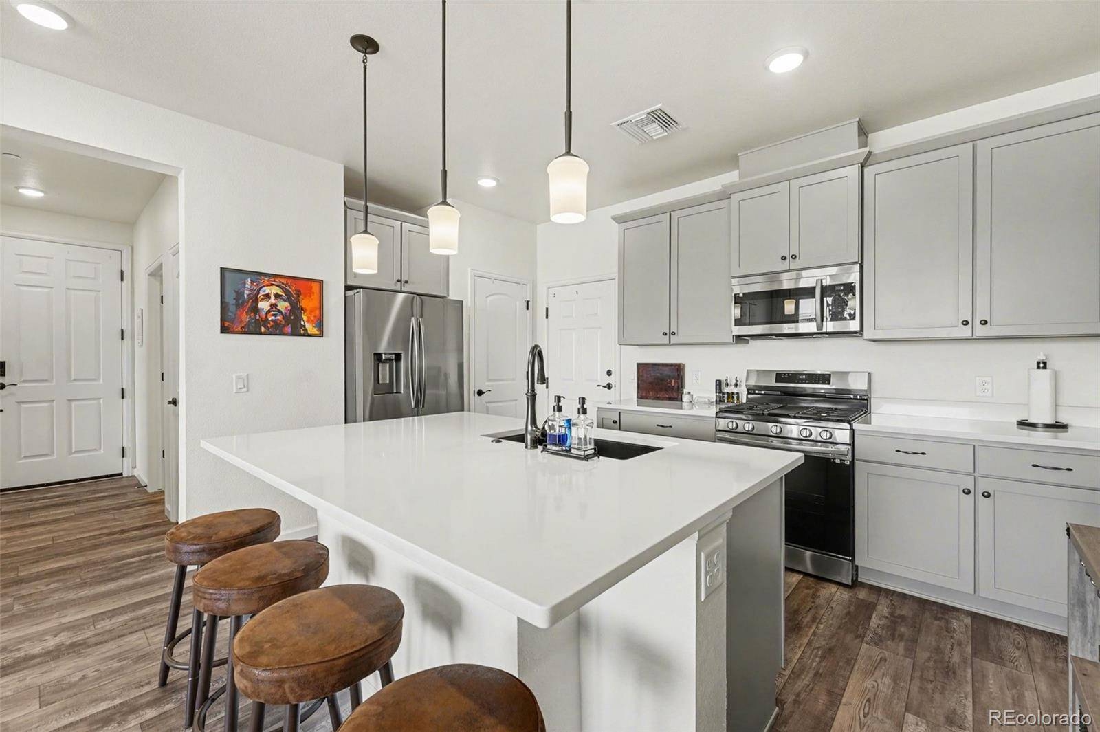 6153 N Ceylon ST #7-102, Denver, CO 80249