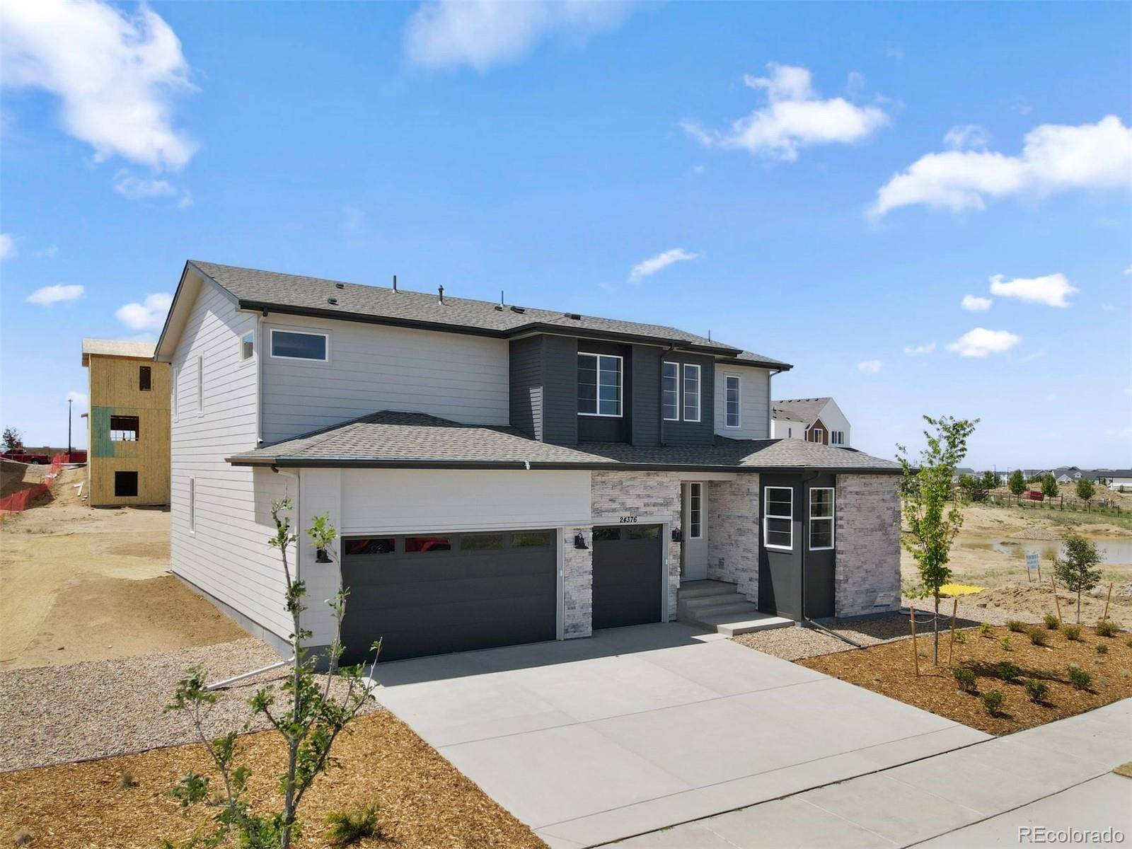 24376 E 35th DR, Aurora, CO 80019